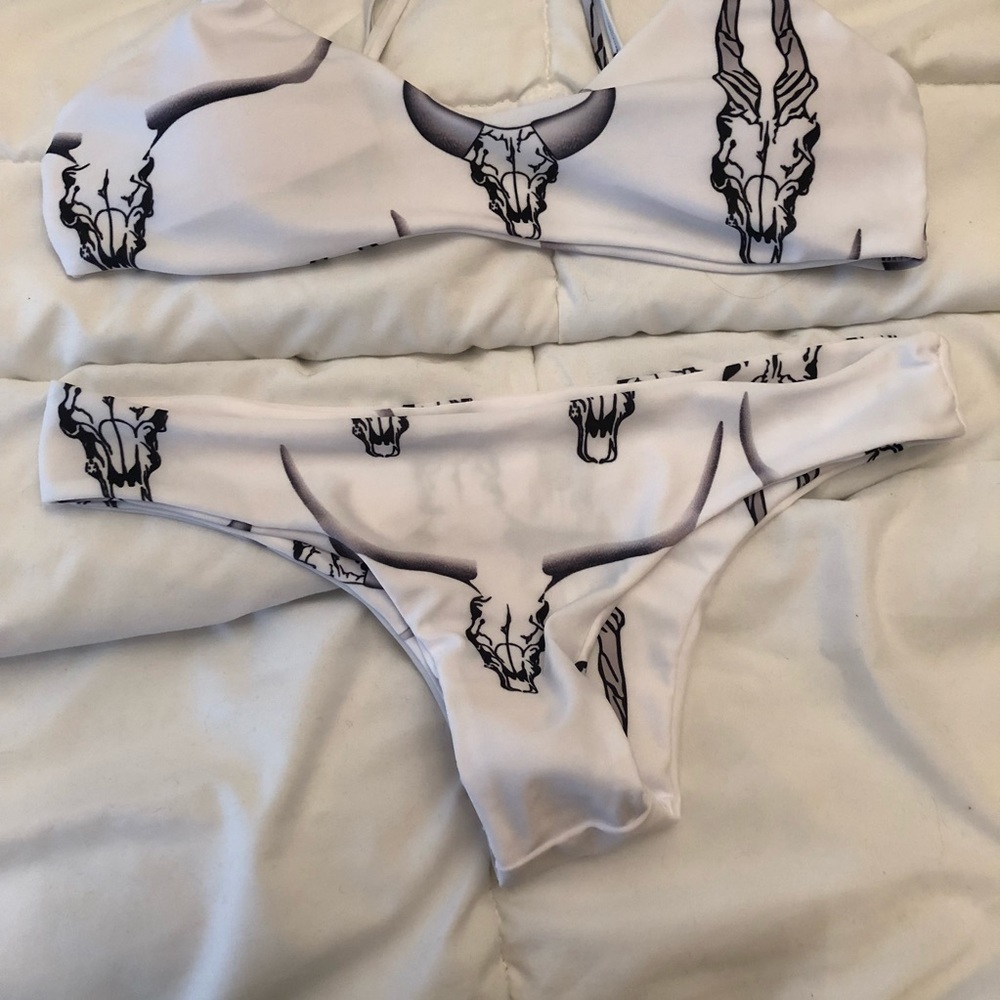 NWOT White bikini